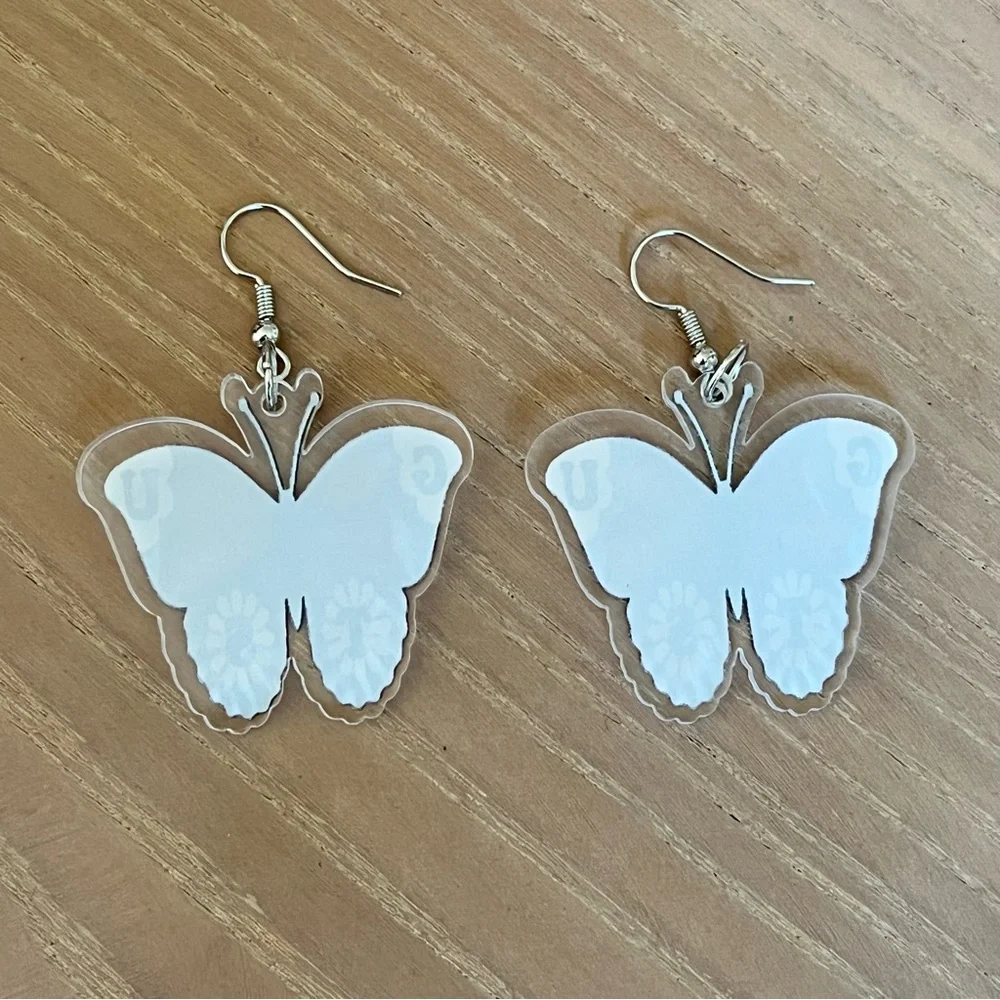 *NEW* OLIVIA RODRIGO Themed GUTS Floral Butterfly Earrings
